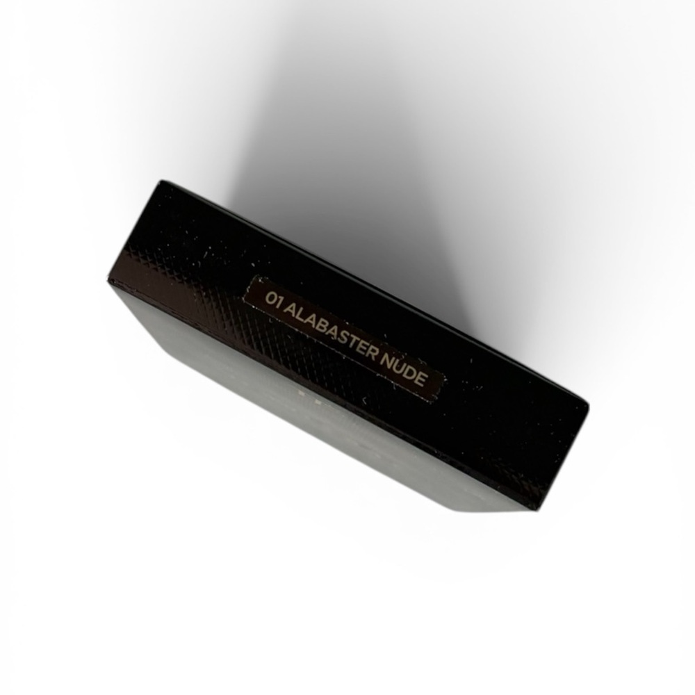 Tom Ford Translucent Finishing Powder 01 Alabaster Nude NEW - Picture 3 of 4